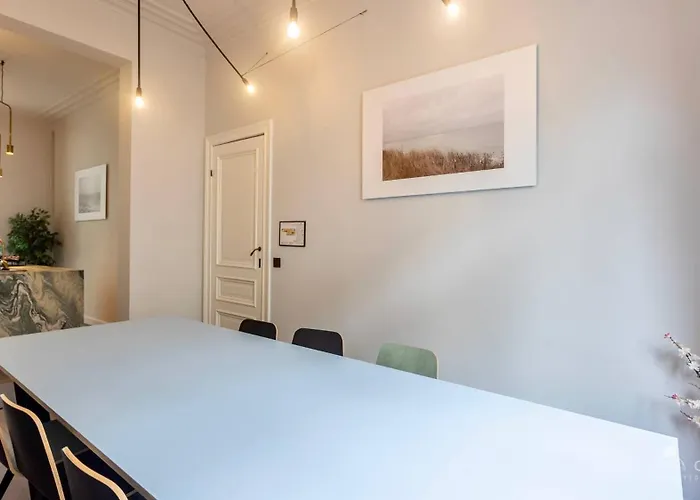 Francine * 奥斯滕德