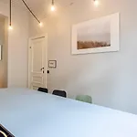 Francine * 奥斯滕德